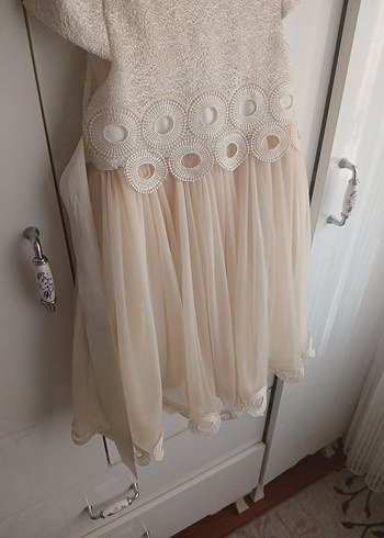 Kız Çocuk Beyaz Dantelli Elbise - Görsel 3