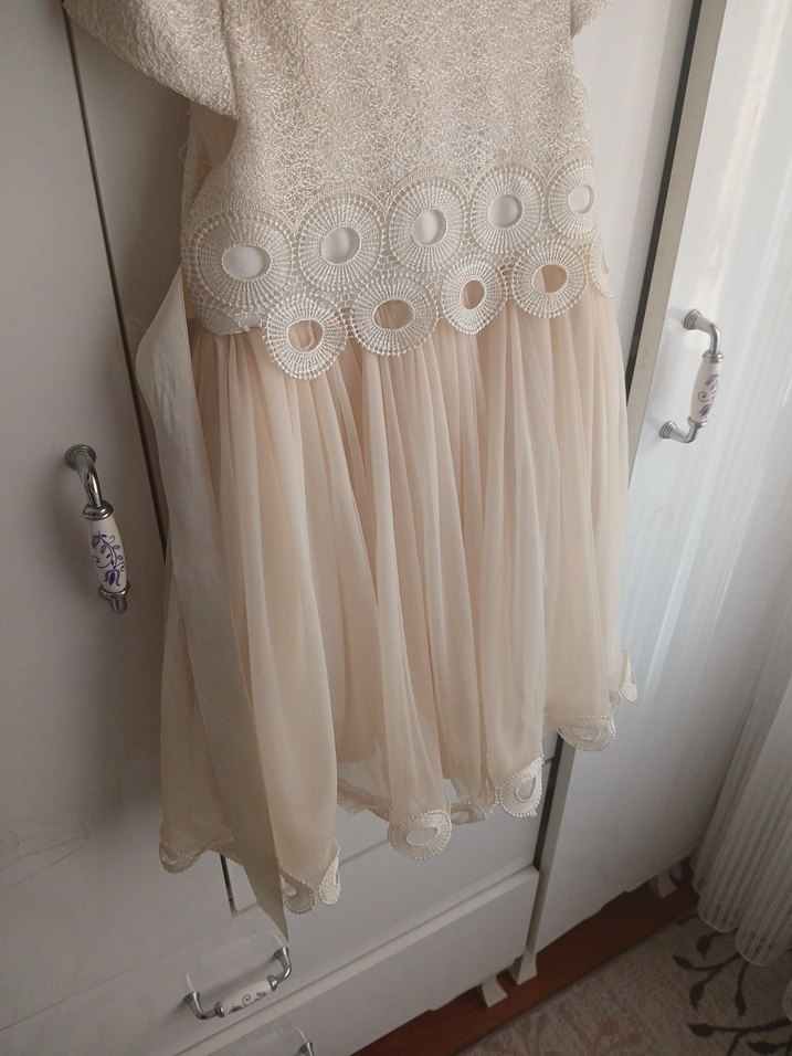 Kız Çocuk Beyaz Dantelli Elbise - Görsel 3