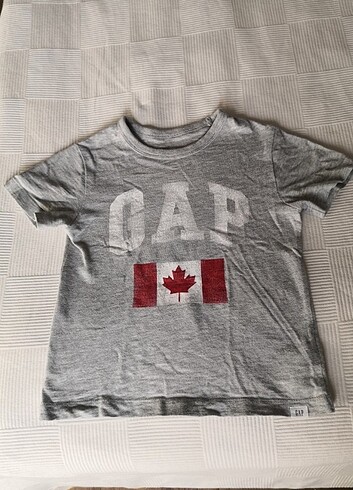 Gap Canada Tshirt 