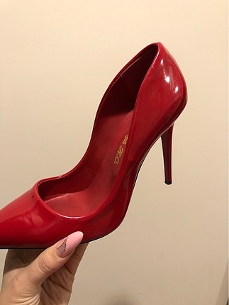 38 Beden Kırmızı stiletto