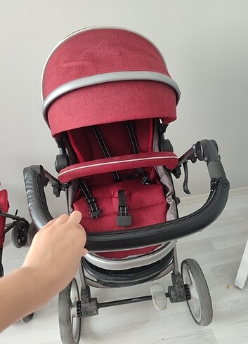 9- 18 kg Beden kırmızı Renk Kraft bebek arabası