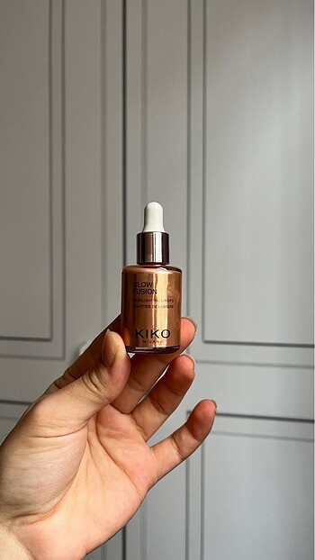 Beden Kiko Highlighter Glow Fusion