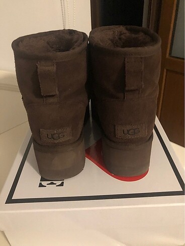 Ugg Ugg Bot