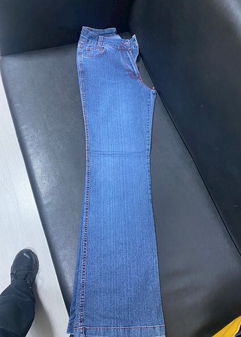 38 Beden Yepyeni kot pantolon cok az gıyıldı