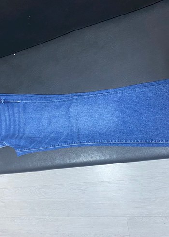 38 Beden Parlak Mavi Kemerli Kadın Kot Pantolon