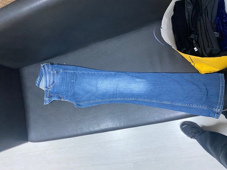 Parlak Mavi Kemerli Kadın Kot Pantolon - Görsel 3