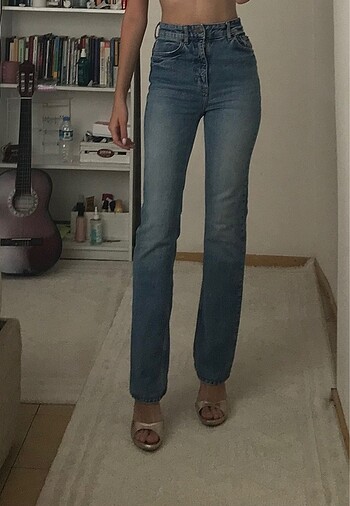 xs Beden Bershka jean ( straight fit)