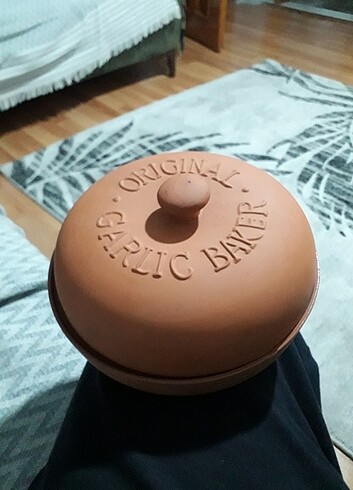 Garlic baker