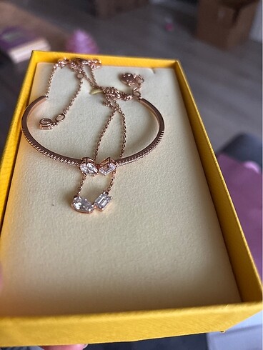 Beden Swarovski set
