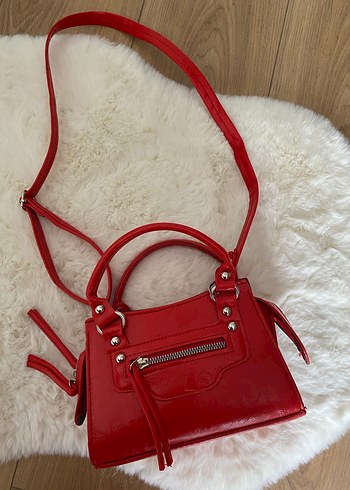 Kırmızı Rugan Kadın El Çantası - Görsel 4