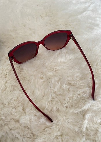 Klasik Bordo Kadın Güneş Gözlüğü - Görsel 3