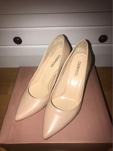 pudra rengi stiletto