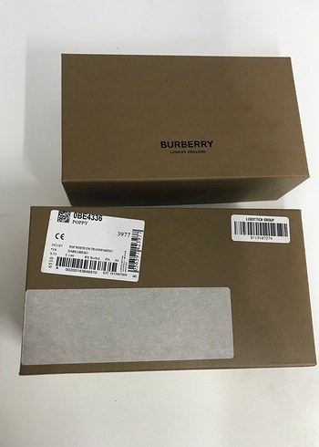 Burberry gözlük kutusu - Görsel 2
