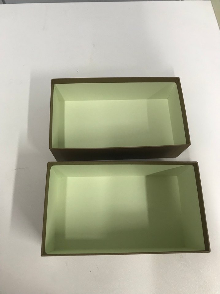 Burberry gözlük kutusu - Görsel 3