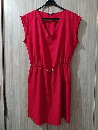 koton kırmızı elbise 
