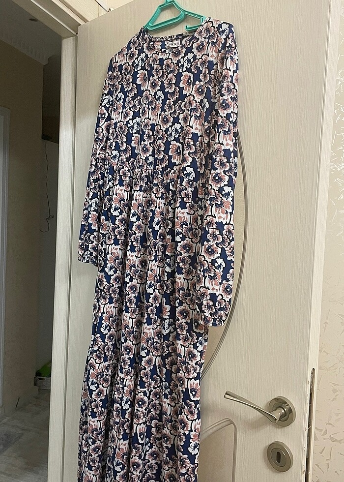 Çiçekli elbise - Görsel 3