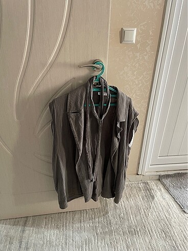 Defacto gri müslin yelek - Görsel 2