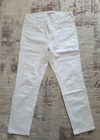 Mavi jean Ada/23