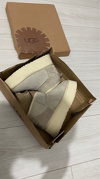 36 Beden Ugg mini