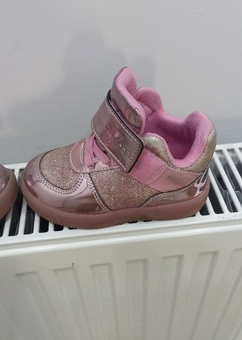 Vicco Kız Çocuk Parlak Pembe Yılan Desenli Spor Ayakkabı