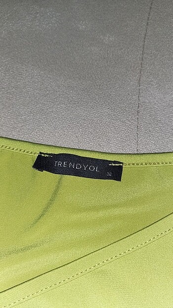36 Beden trendyolmilla yeşil crop