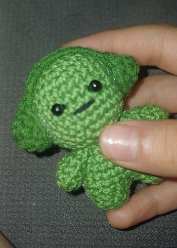  Beden Yeşil El Örgüsü Peluş mini oyuncak