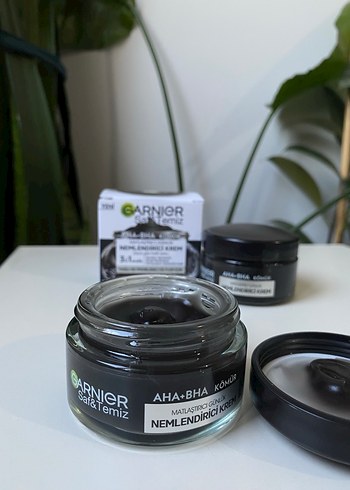 Garnier Saf & Temiz AHA+BHA Nemlendirici Krem - Görsel 4