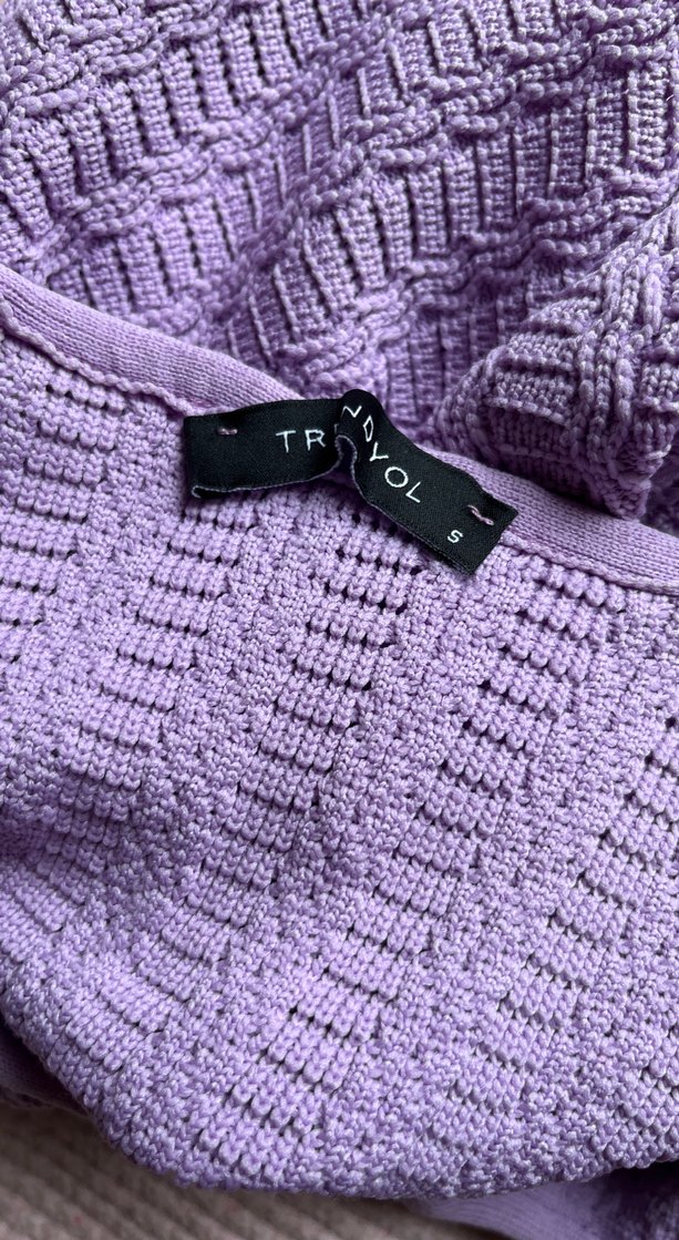 Mor Örgü Fırfır askılı crop top - Görsel 3