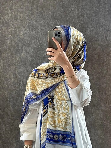 Versace vual ipek şal