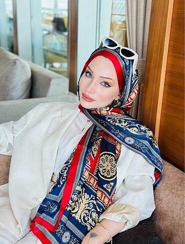 Versace vual ipek şal