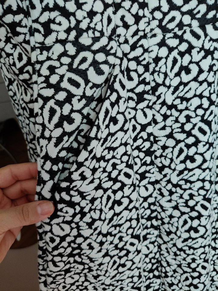 Uzun Kollu Gri Desenli Elbise - Görsel 4