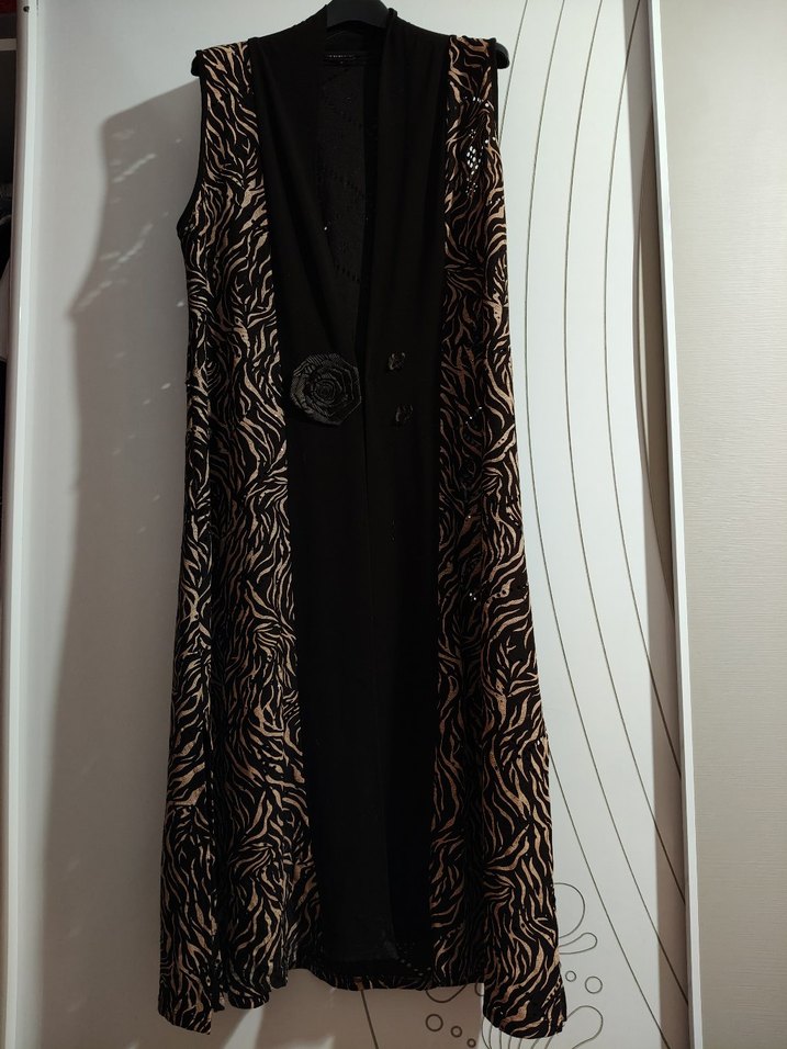 Kahverengi Zebra Desenli Uzun Kadın Yelek - Görsel 4