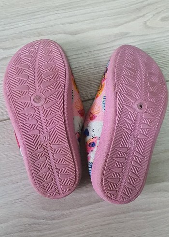 Kız Çocuk Pembe Polar Terlik Velcro Pop Art - Görsel 3
