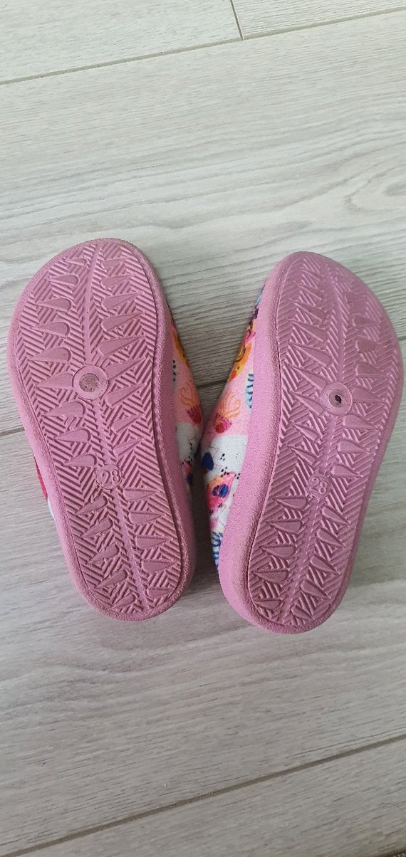 Kız Çocuk Pembe Polar Terlik Velcro Pop Art - Görsel 3