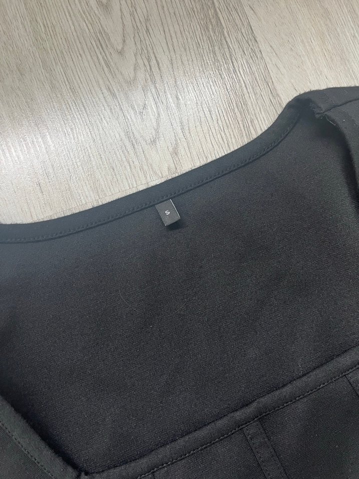 Siyah Uzun Kollu Gotik Bluz - Görsel 3