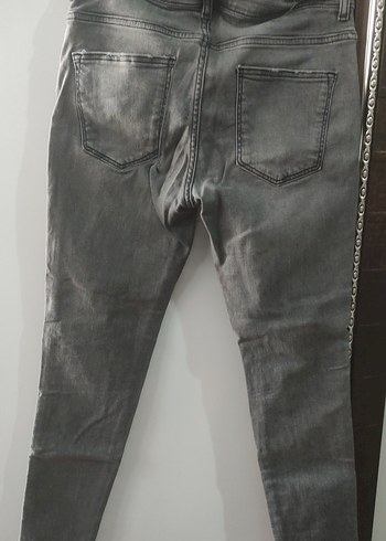 Gri Yırtık Detaylı Kadın Kot Pantolon - Görsel 3