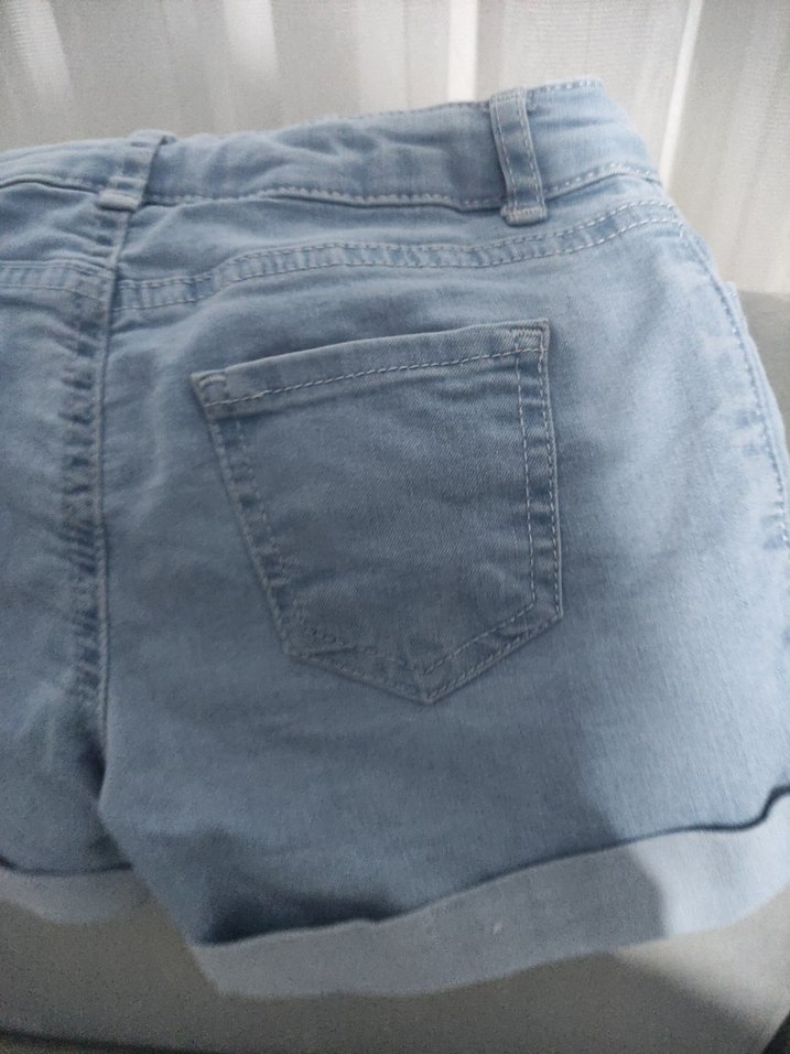 Nakışlı Mavi Kız Denim Şort - Görsel 5