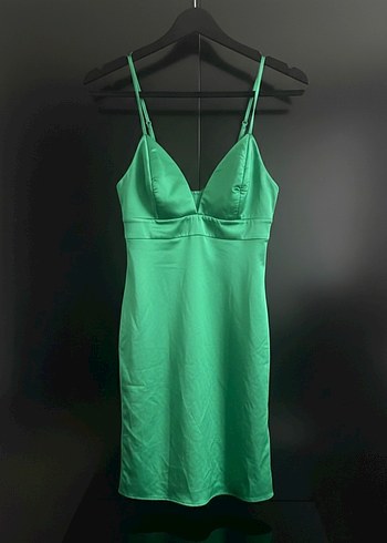 YEŞİL V YAKA ELBİSE - Görsel 2