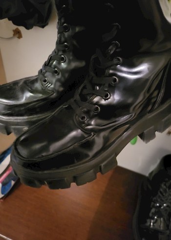 Siyah Deri Dizüstü Gotik Topuklu Çizme - Görsel 2