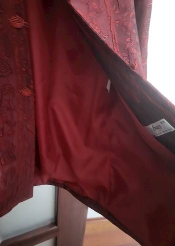 Bordo Düğmeli Uzun Kadın Klasik Ceket - Görsel 3