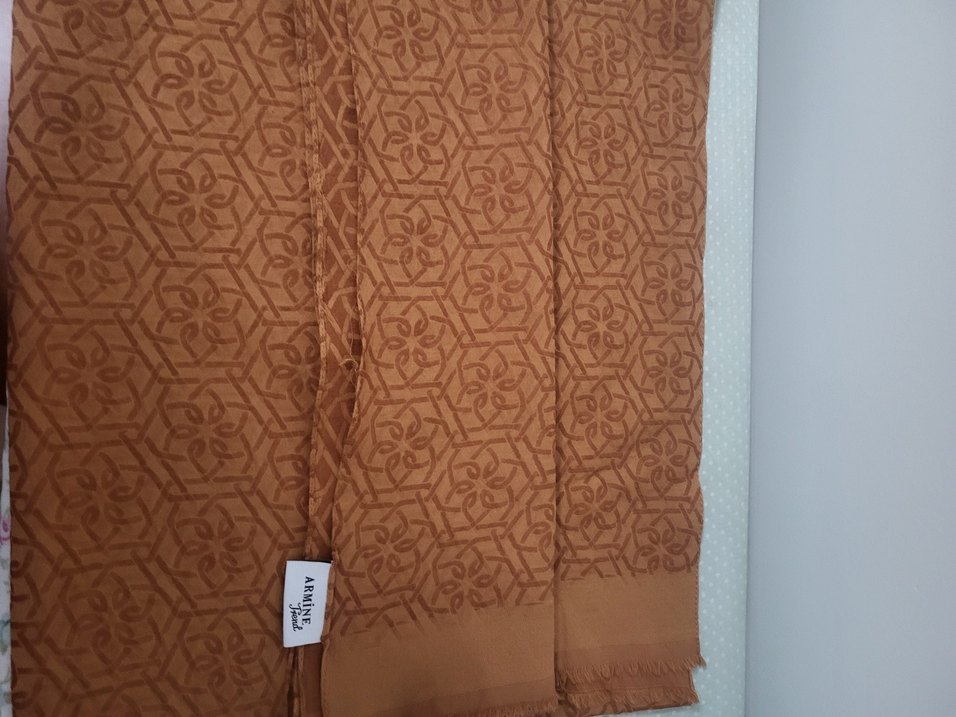 Armine Desenli Kadın şal - Görsel 5