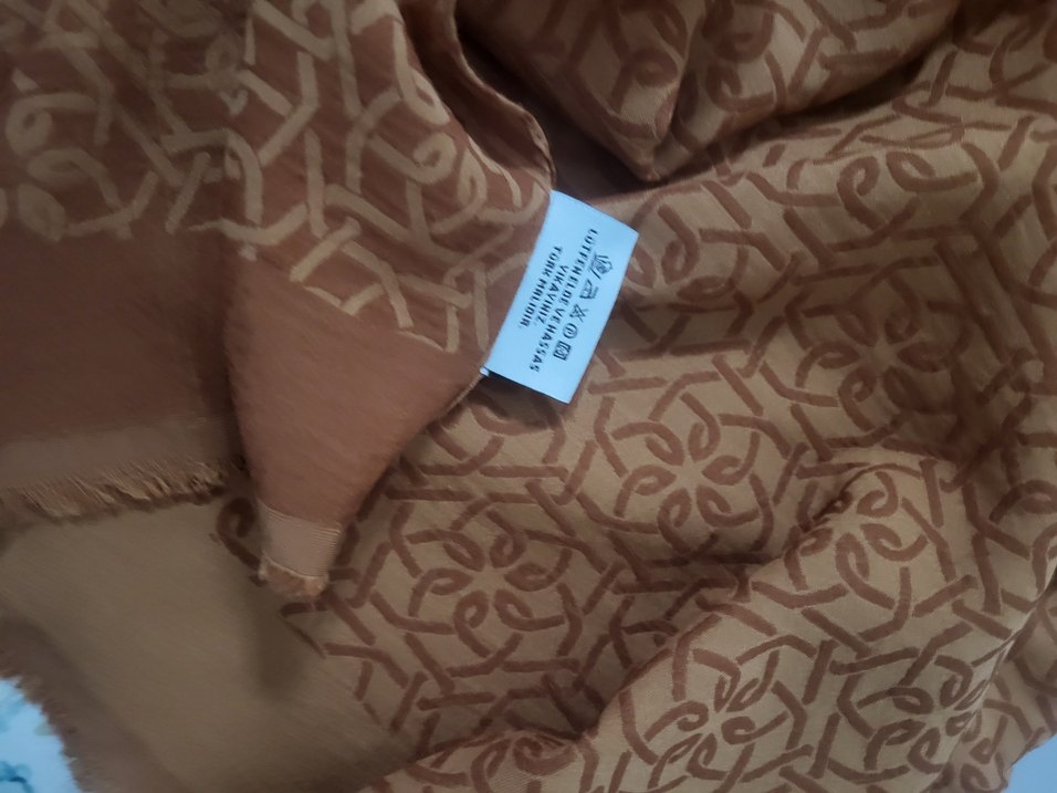 Armine Desenli Kadın şal - Görsel 2