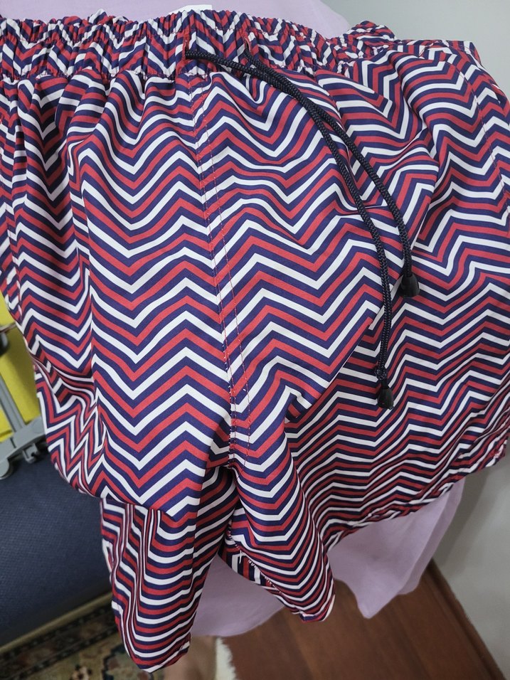 Bordo Pilili Tie-Dye Erkek Mini Şort - Görsel 4