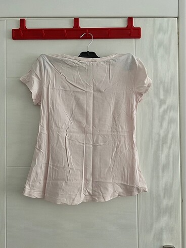 13-14 Yaş Beden 12-14 yaş unicornlu H&M tshirt