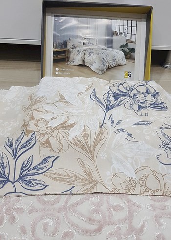 Beden Bej lacivert Çiçek Desenli tek kişilik Nevresim Takımı