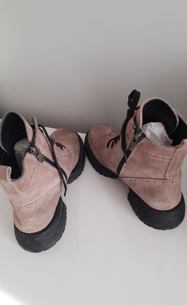 Süet Bej Bağcıklı Kadın Bot - Görsel 4