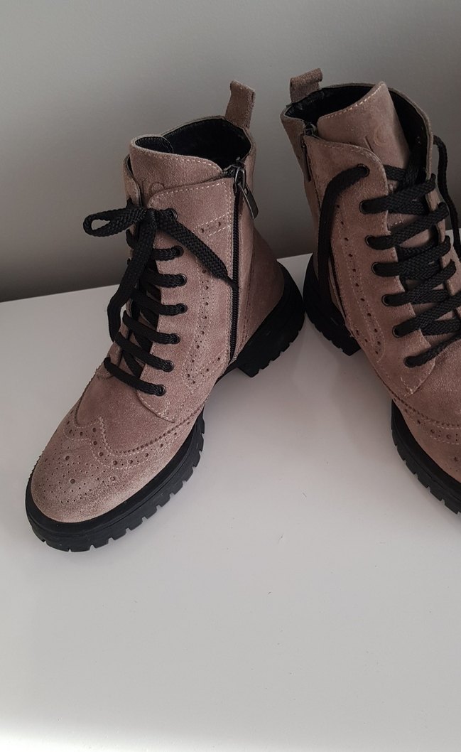 Süet Bej Bağcıklı Kadın Bot - Görsel 2