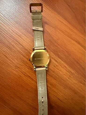  Beden Burberry kadın saat