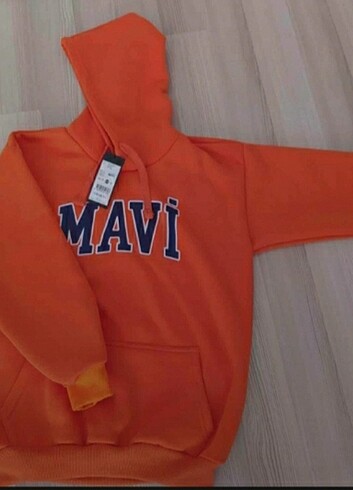 Mavi sweatshirt