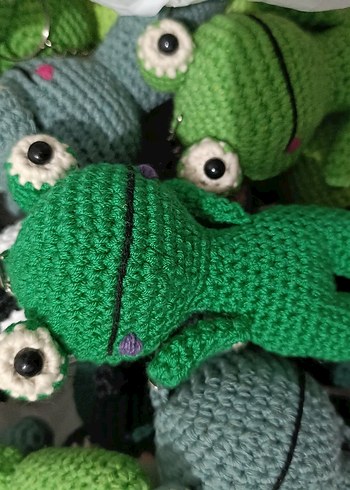 Renkli El Yapımı Tığ İşi Beyaz Kedi Oyuncak - Görsel 7